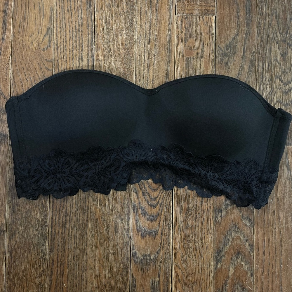 Strapless bra - push up lace